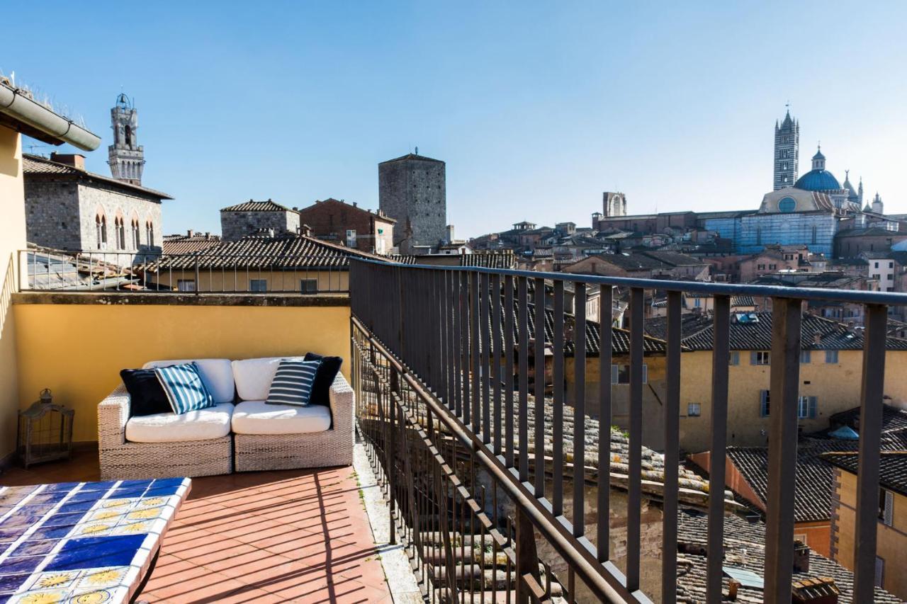 La Terrazza Sul Duomo Apartman Siena Kültér fotó