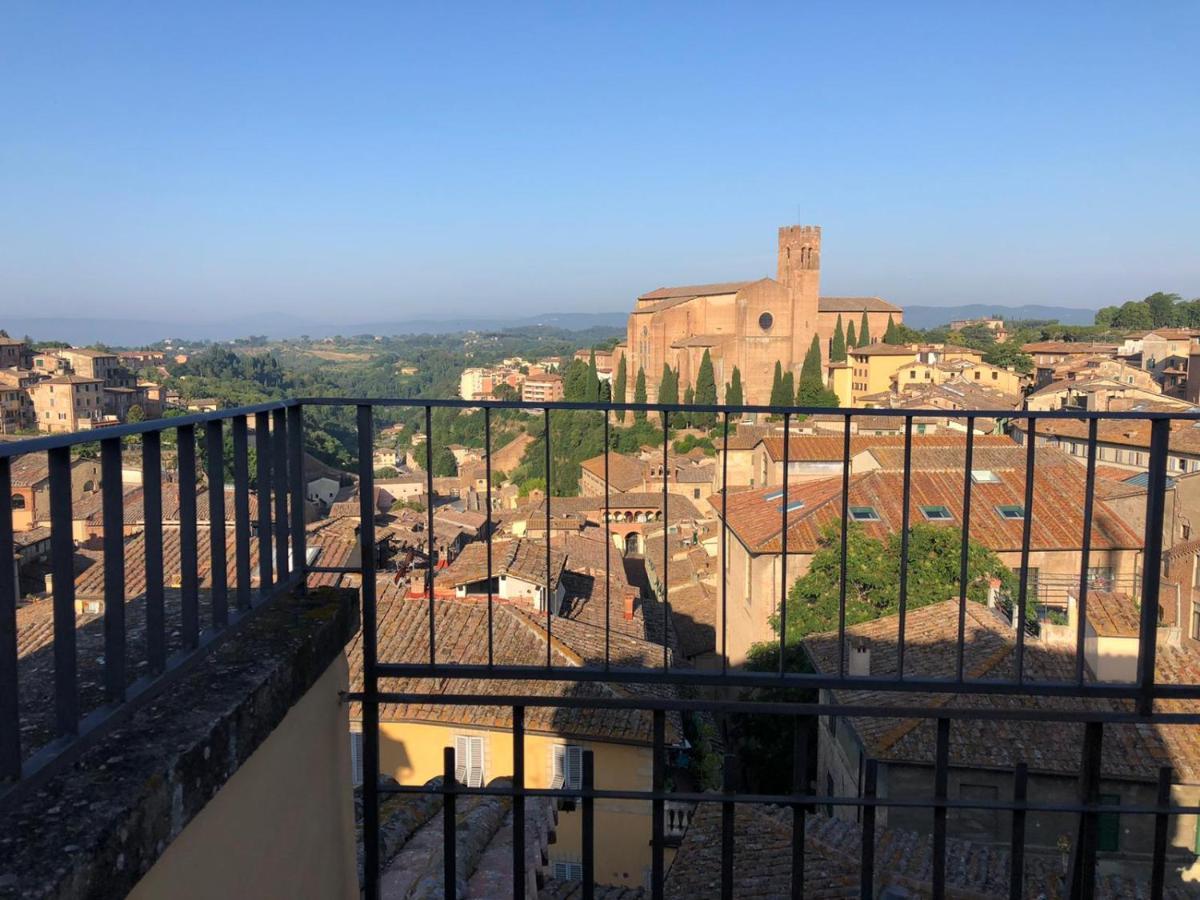 La Terrazza Sul Duomo Apartman Siena Kültér fotó