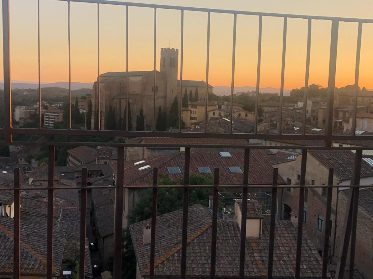 La Terrazza Sul Duomo Apartman Siena Kültér fotó