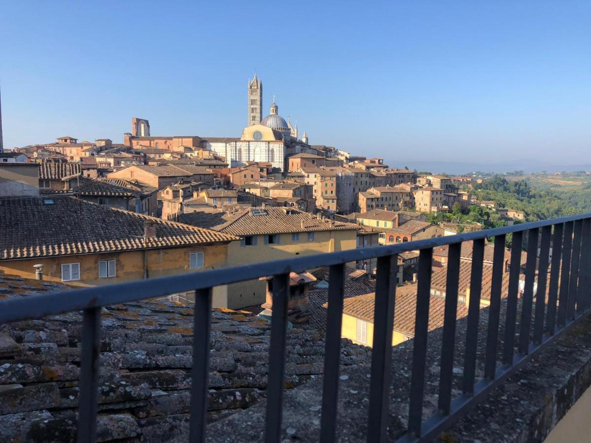 La Terrazza Sul Duomo Apartman Siena Kültér fotó